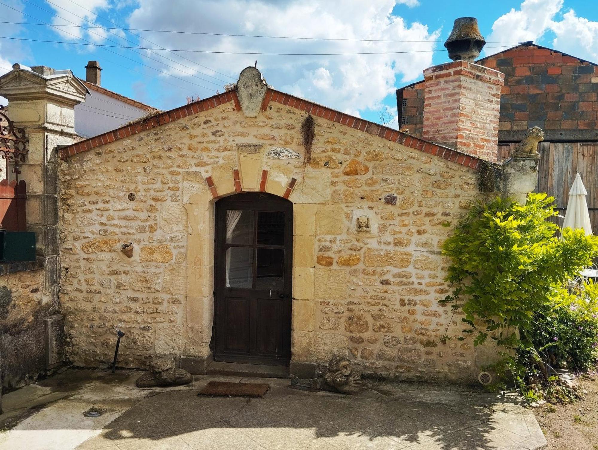 Gatekeepers Cottage Tiny House, Taize, Deux-Sevres, Velo Francette Eksteriør billede
